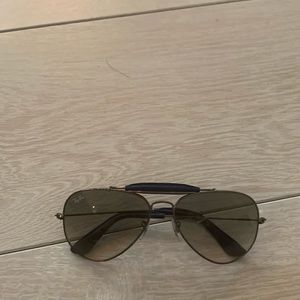 Ray ban sunglasses navy/grey frames